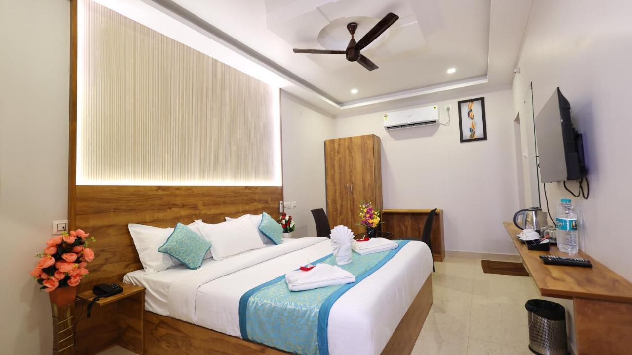 Hotel Grand Square Yercaud Exterior foto